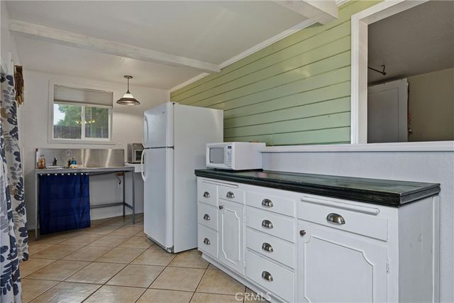 9279 Glenhaven Drive, Glenhaven, CA 95443