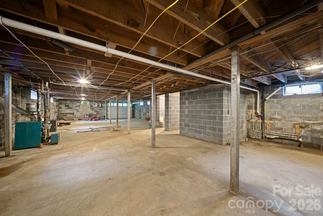 528 Baccus Siding Road, Green Mountain, NC 28740