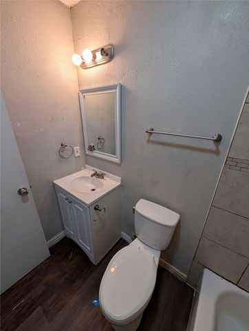 1250 Granada Lane, Lewisville, TX 75067