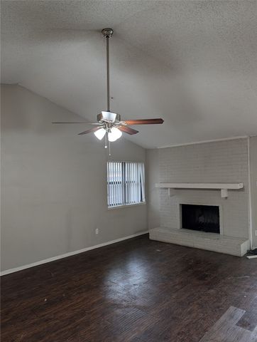 1250 Granada Lane, Lewisville, TX 75067