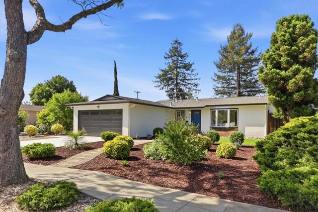 1091 W Latimer Avenue, Campbell, CA 95008