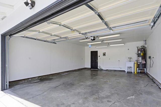 1091 W Latimer Avenue, Campbell, CA 95008