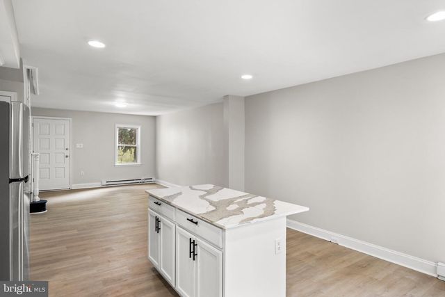 330 W 15TH ST, Chester, PA 19013