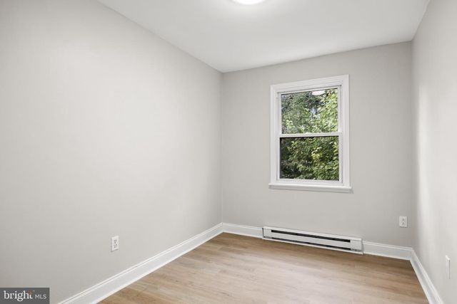 330 W 15TH ST, Chester, PA 19013