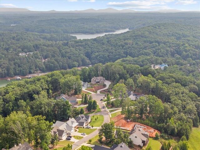7560 Crestline Drive, Dawsonville, GA 30534