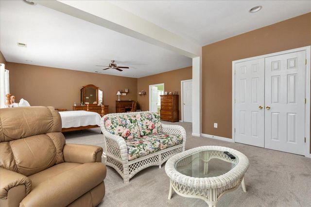 110 VINCENT DR, Stephens City, VA 22655