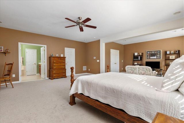 110 VINCENT DR, Stephens City, VA 22655