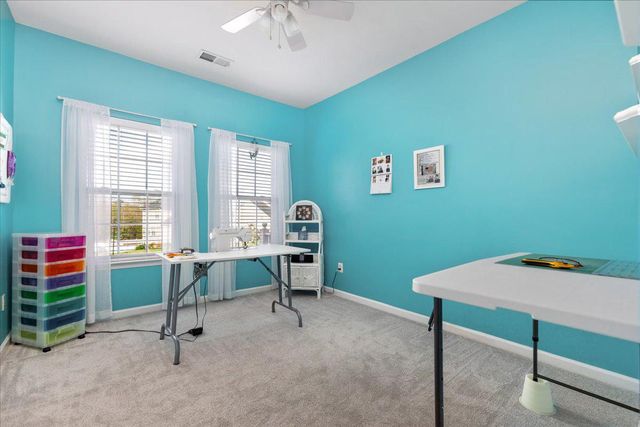 110 VINCENT DR, Stephens City, VA 22655