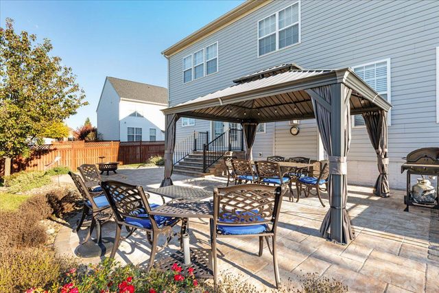 110 VINCENT DR, Stephens City, VA 22655