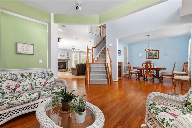 110 VINCENT DR, Stephens City, VA 22655
