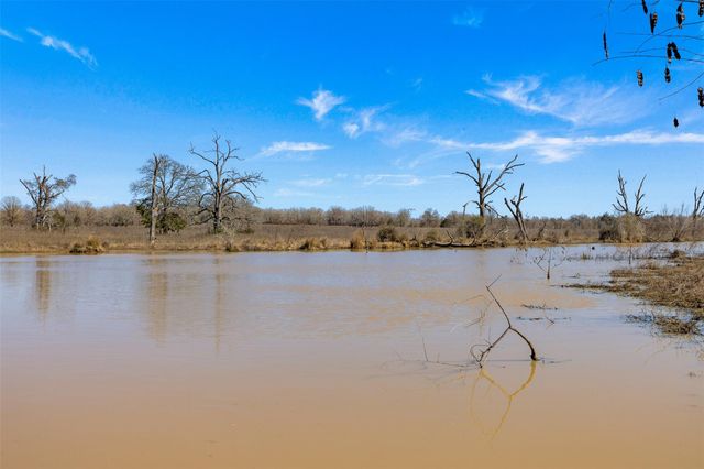 1880 County Road 234, Milano, TX 76556