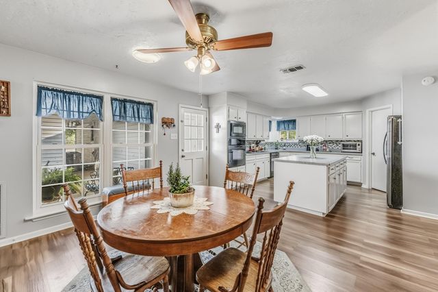 192 Westridge Drive, Huntsville, TX 77340