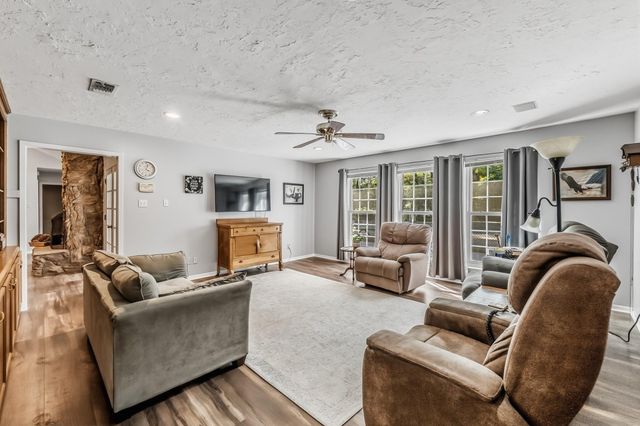 192 Westridge Drive, Huntsville, TX 77340