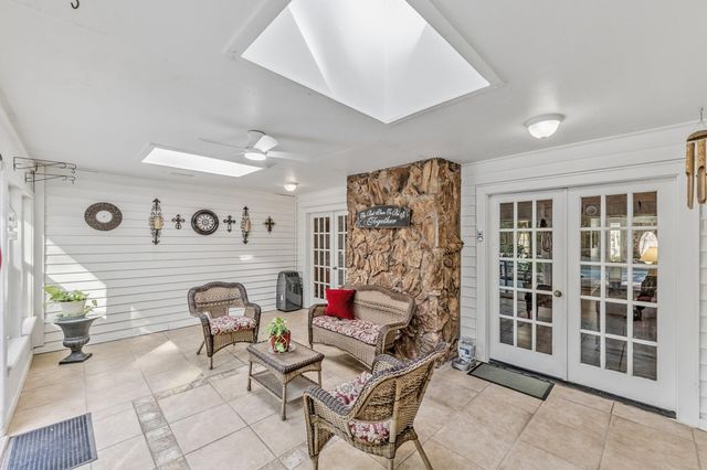 192 Westridge Drive, Huntsville, TX 77340