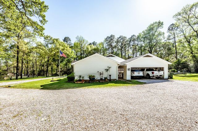 192 Westridge Drive, Huntsville, TX 77340