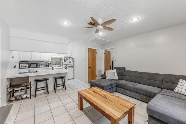 192 Westridge Drive, Huntsville, TX 77340