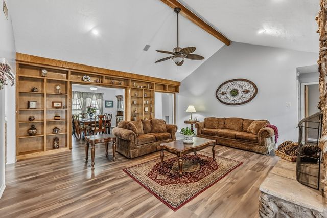 192 Westridge Drive, Huntsville, TX 77340