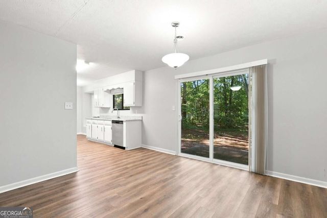 413 Bob Wood Drive, Loganville, GA 30052