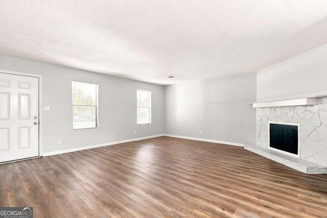 413 Bob Wood Drive, Loganville, GA 30052
