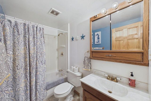 230 Mahtomedi Avenue, Mahtomedi, MN 55115