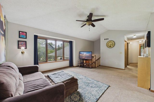 230 Mahtomedi Avenue, Mahtomedi, MN 55115