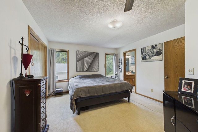 230 Mahtomedi Avenue, Mahtomedi, MN 55115