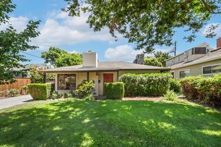 1008 D St, Davis, CA 95616