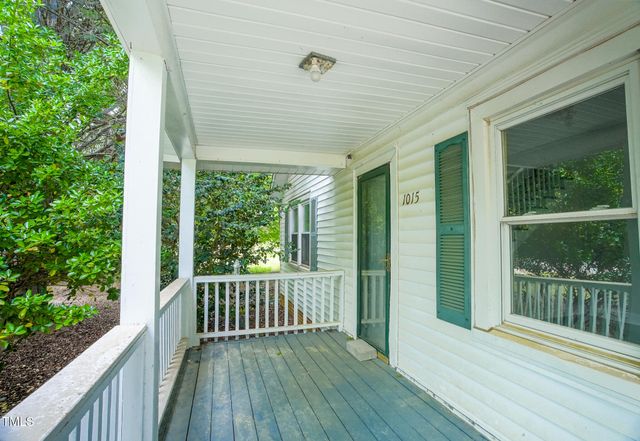 1015 Cross Link Road, Raleigh, NC 27610