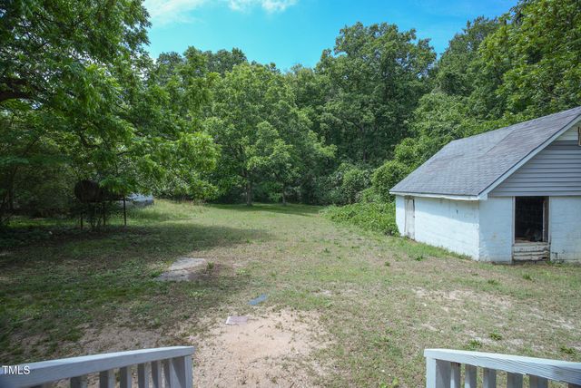 1015 Cross Link Road, Raleigh, NC 27610