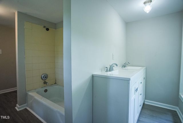 1015 Cross Link Road, Raleigh, NC 27610