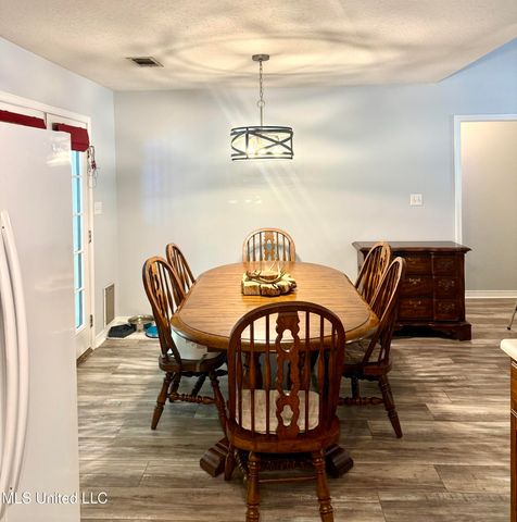 21110 Highway 63, Moss Point, MS 39562