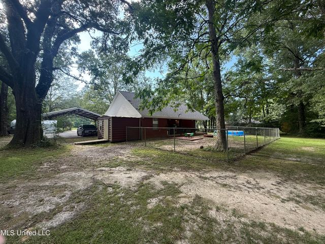 21110 Highway 63, Moss Point, MS 39562