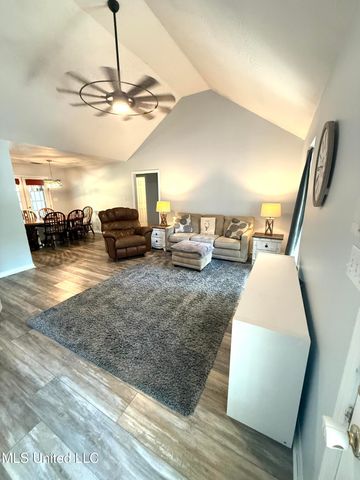21110 Highway 63, Moss Point, MS 39562
