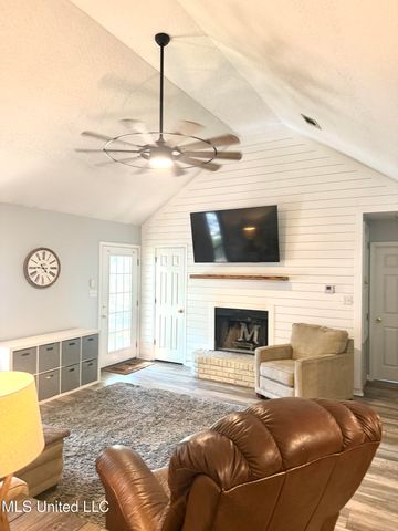 21110 Highway 63, Moss Point, MS 39562