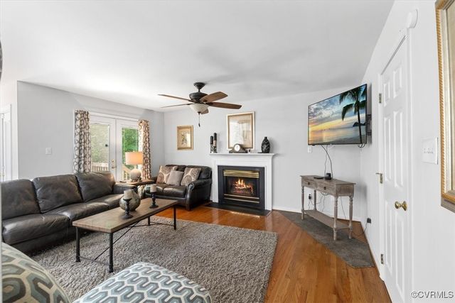 3019 Ramsey Dr, Chester, VA 23831