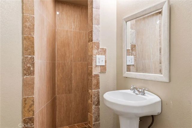 46180 Via La Colorada, Temecula, CA 92592