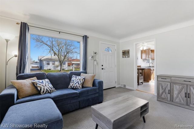 2008 Otis Avenue, Warren, MI 48091