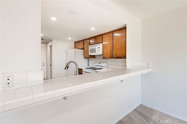 7106 Brentwood, Westminster, CA 92683
