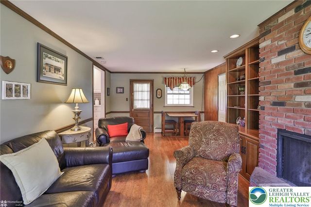 1920 Ravenwood Drive, Bethlehem City, PA 18018
