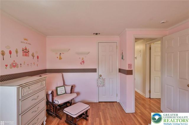1920 Ravenwood Drive, Bethlehem City, PA 18018