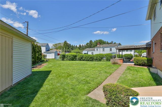 1920 Ravenwood Drive, Bethlehem City, PA 18018
