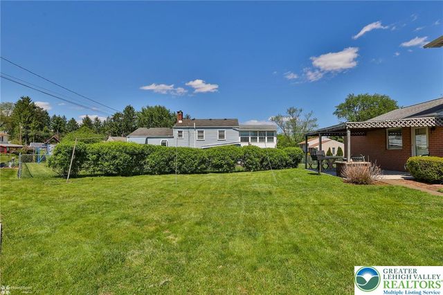 1920 Ravenwood Drive, Bethlehem City, PA 18018