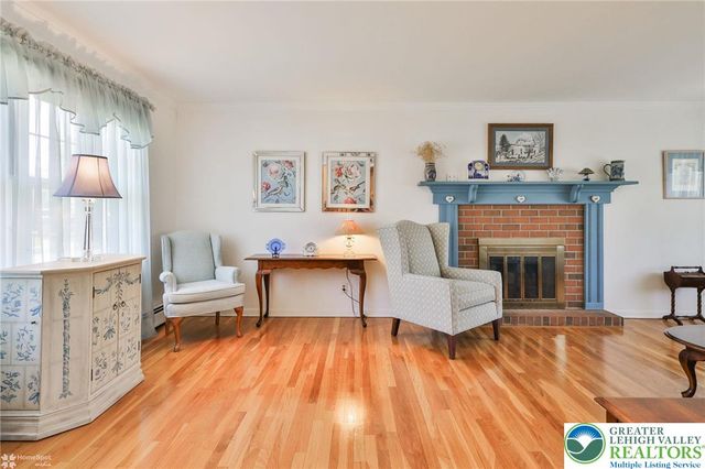1920 Ravenwood Drive, Bethlehem City, PA 18018