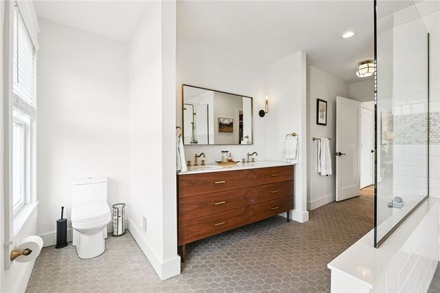 3901 Bakerstown Rd, Richland, PA 15044