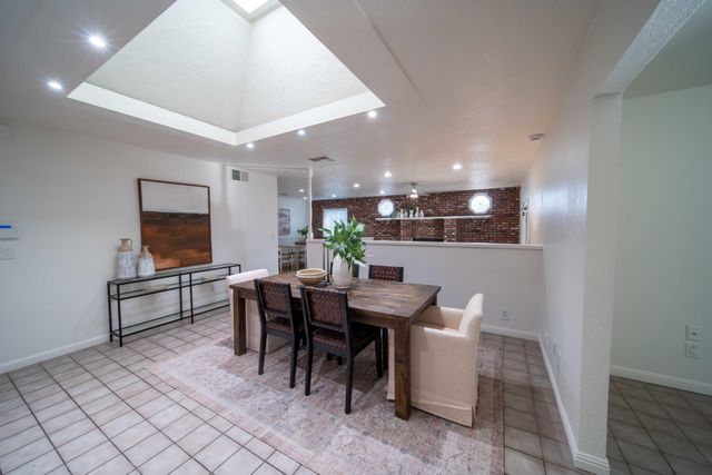 4421 N Woodrow Avenue, Fresno, CA 93726