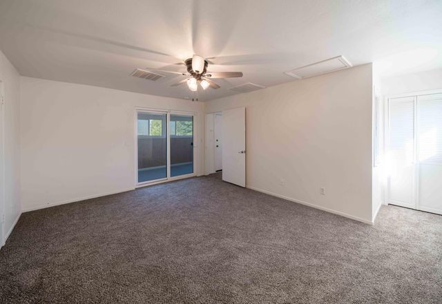 4421 N Woodrow Avenue, Fresno, CA 93726