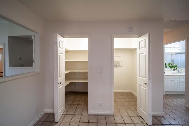 4421 N Woodrow Avenue, Fresno, CA 93726