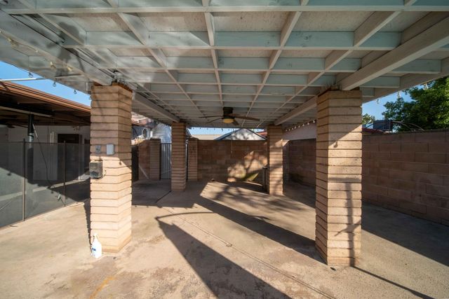 4421 N Woodrow Avenue, Fresno, CA 93726