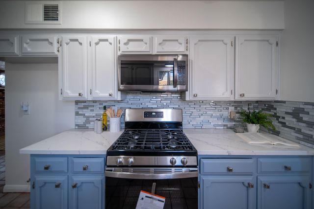 4421 N Woodrow Avenue, Fresno, CA 93726