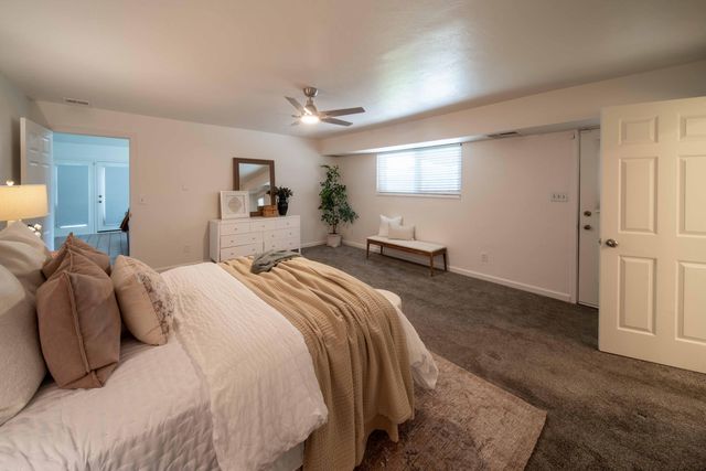 4421 N Woodrow Avenue, Fresno, CA 93726